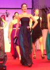 langes Kleid